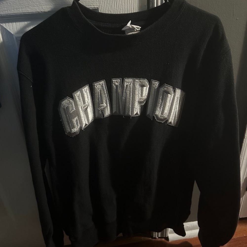 Champion Black Crewneck Sweatshirt